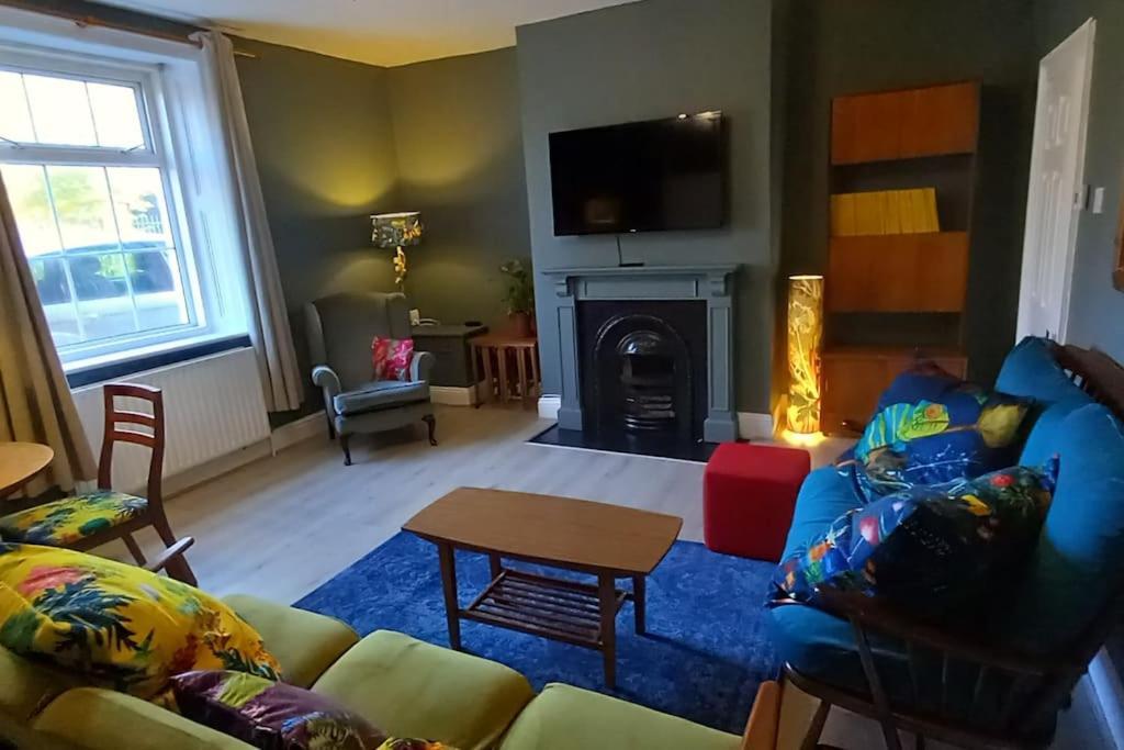 Peaceful Home From Home - Spacious 3 Bedroom House Accommodating 7 - Ideal For Families And Workers Gateshead Exteriér fotografie